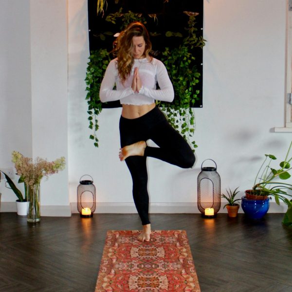 zen-bear-yoga-V6Ct9yq17hI-unsplash